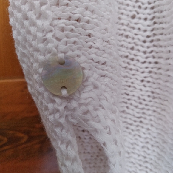 Pure Handknit Short Sleeved Sweater - Picture 7 of 8